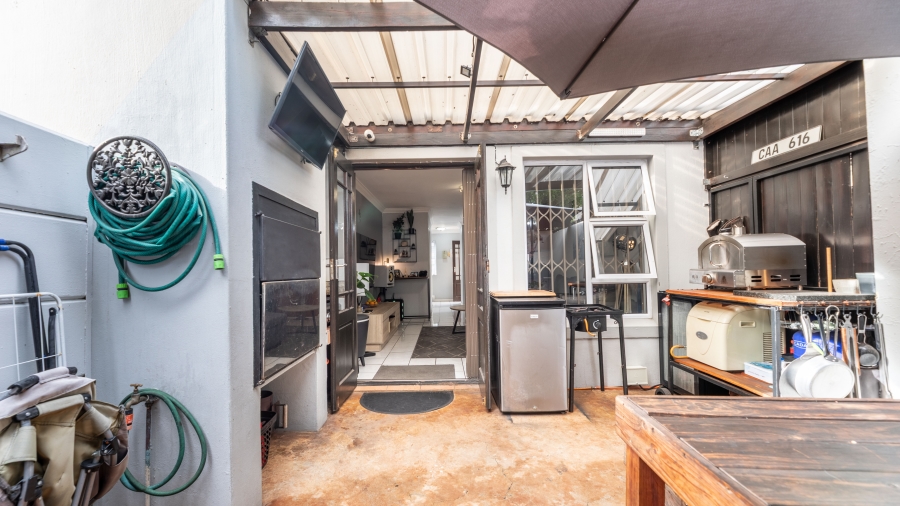 2 Bedroom Property for Sale in Parklands Western Cape